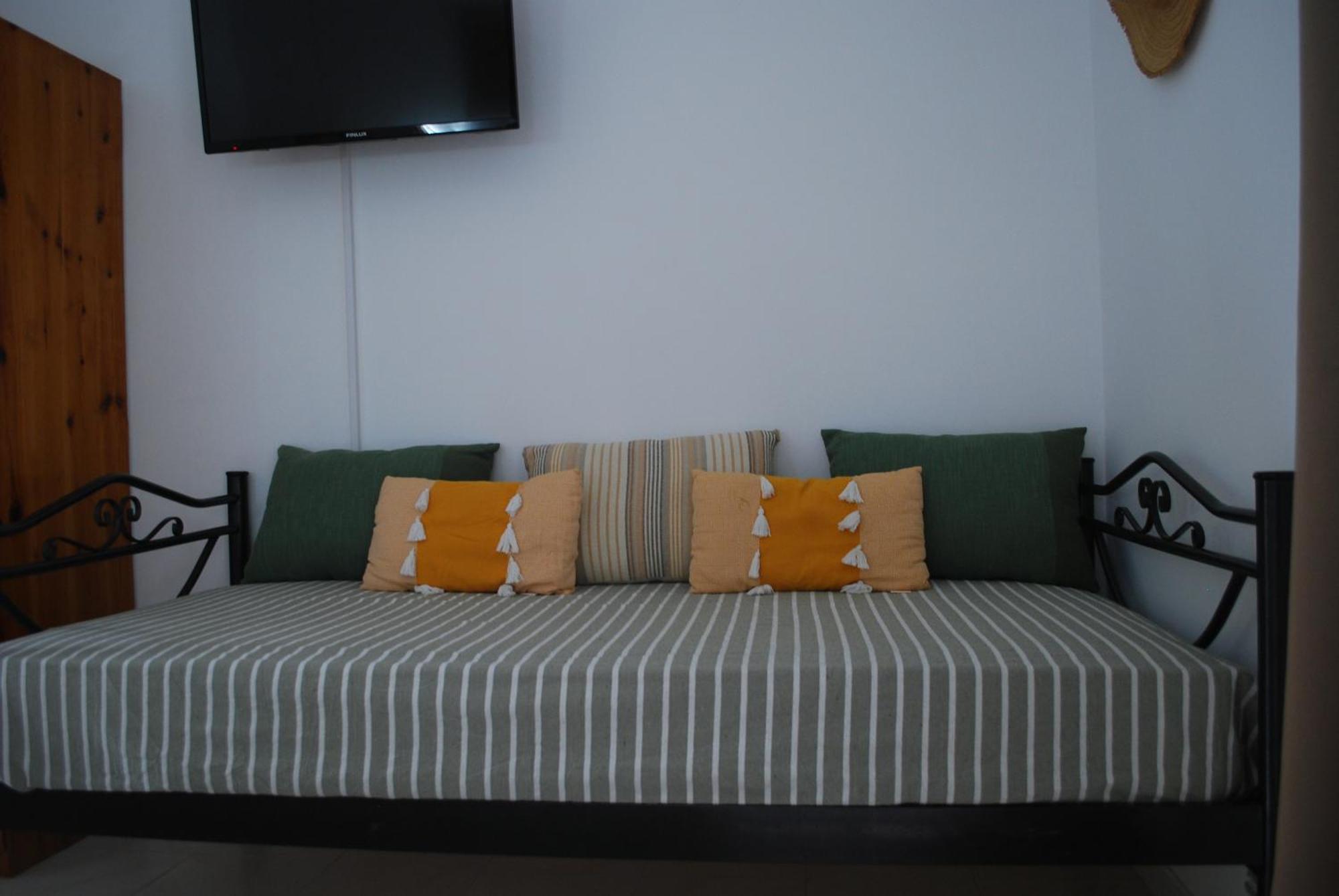Sunset Rooms Agia Marina (Aegina) Exterior foto