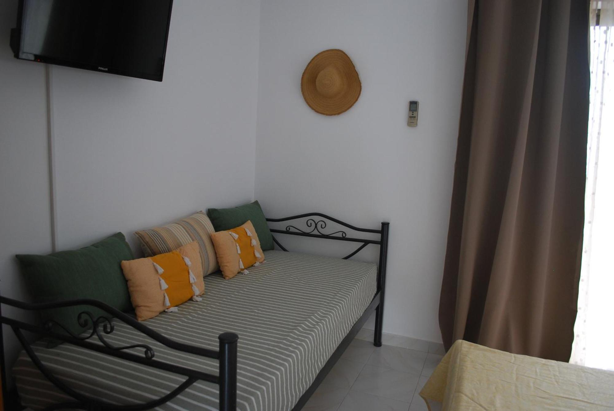 Sunset Rooms Agia Marina (Aegina) Exterior foto